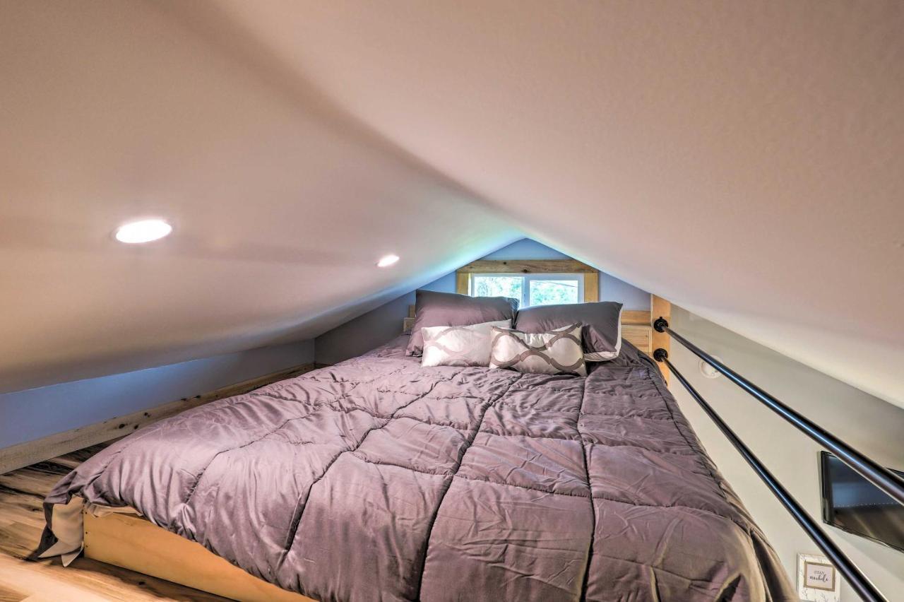 Marshall Studio With Loft, Hot Tub And Views! Exterior photo