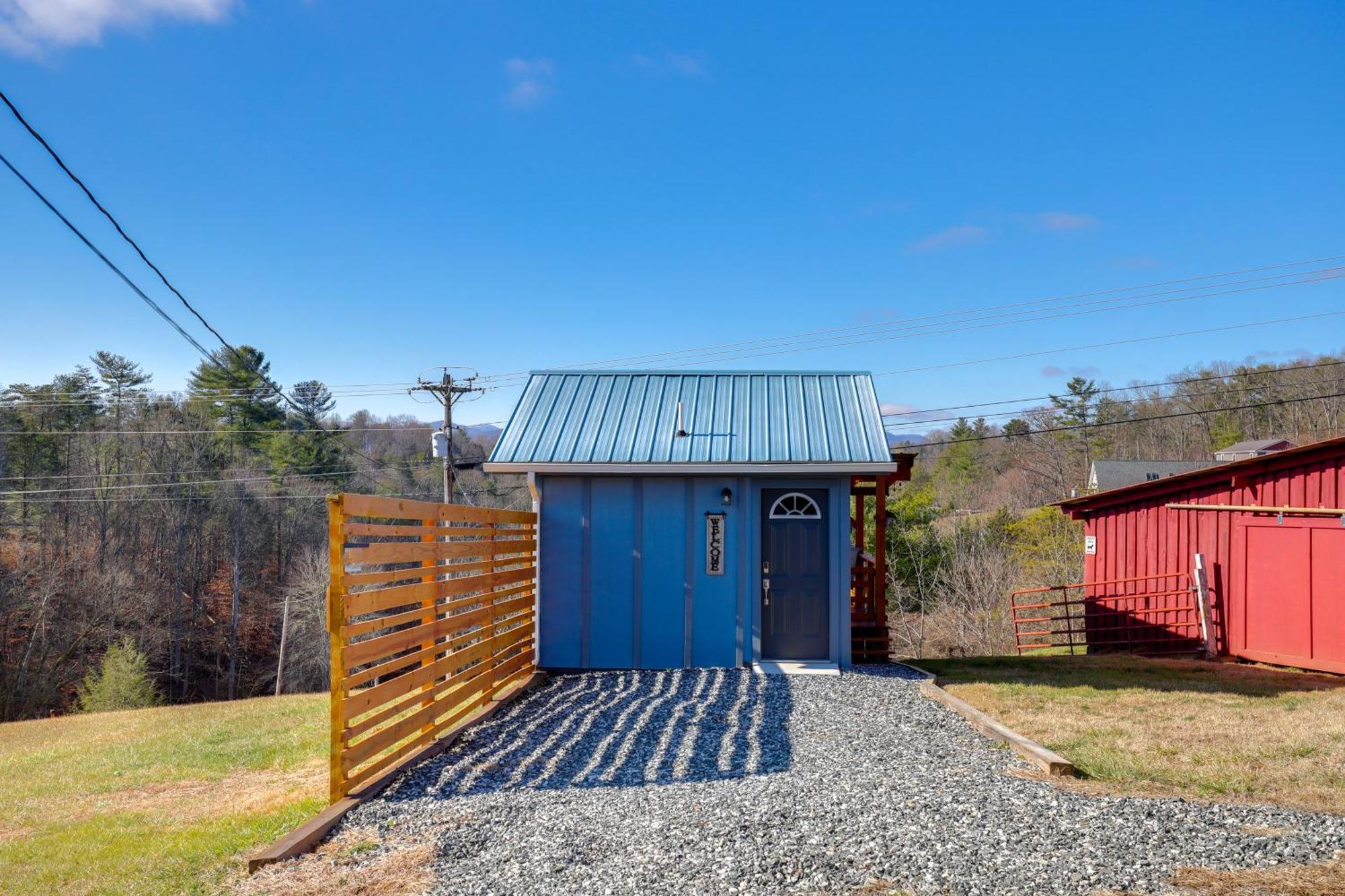 Marshall Studio With Loft, Hot Tub And Views! Exterior photo